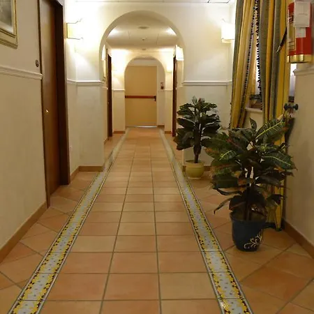 Luigi & Restaurant Nuova Gestione 酒店 Villa Rosa Di Martinsicuro