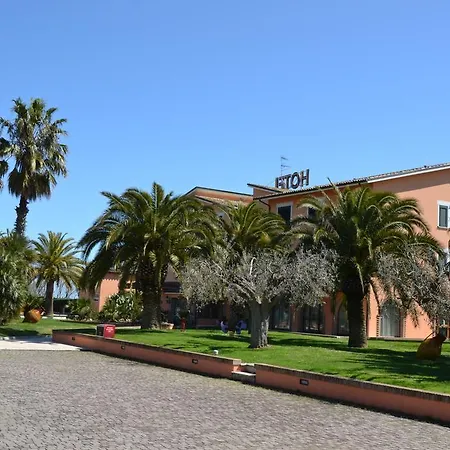 호텔 Luigi & Restaurant Nuova Gestione 3*