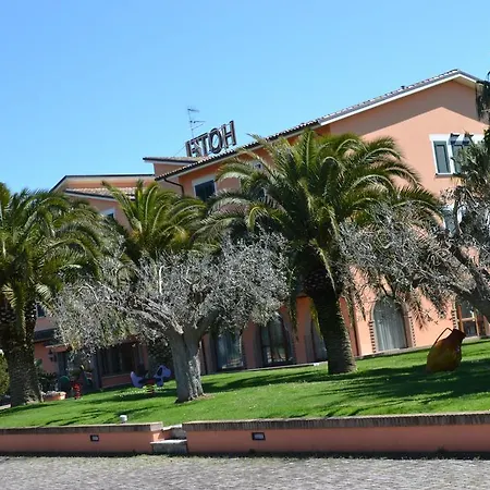 فندق Luigi & Restaurant Nuova Gestione Villa Rosa Di Martinsicuro