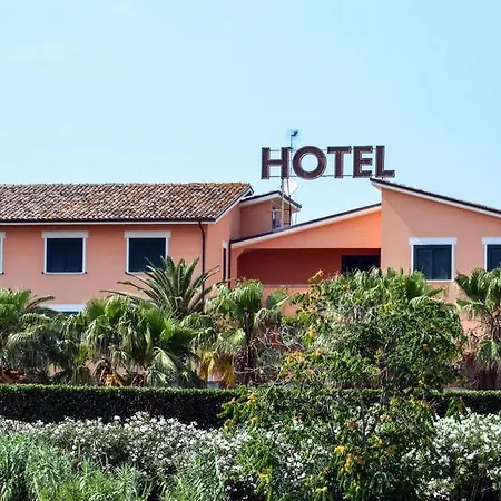 Luigi & Restaurant Nuova Gestione 酒店 Villa Rosa Di Martinsicuro