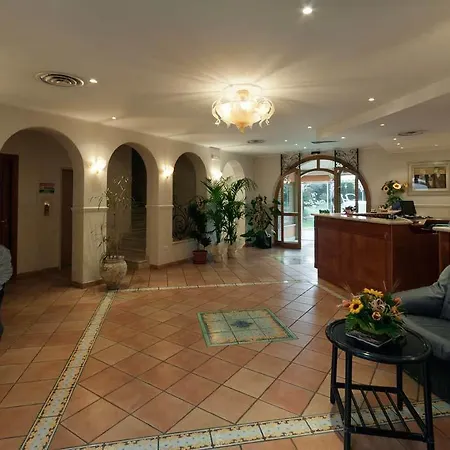 Luigi & Restaurant Nuova Gestione 3*