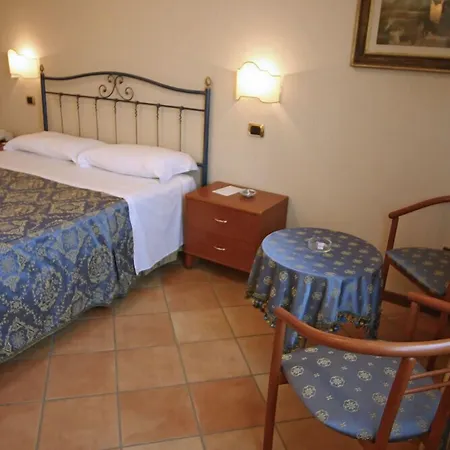 Luigi & Restaurant Nuova Gestione 3* Villa Rosa Di Martinsicuro