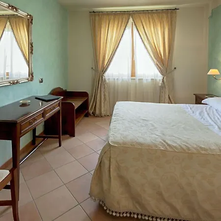 Luigi & Restaurant Nuova Gestione Hotel