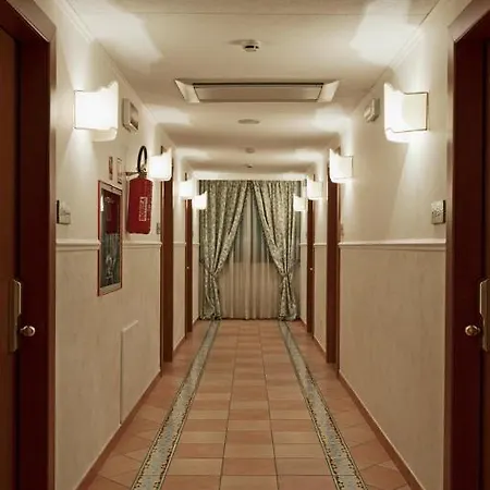 酒店 Luigi & Restaurant Nuova Gestione 3*