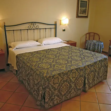 Luigi & Restaurant Nuova Gestione 3* Villa Rosa Di Martinsicuro