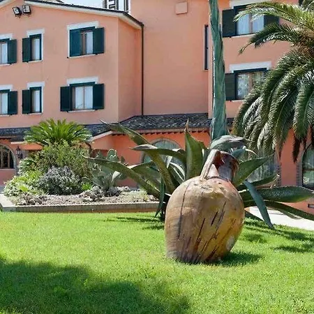 Luigi & Restaurant Nuova Gestione 3* Villa Rosa Di Martinsicuro