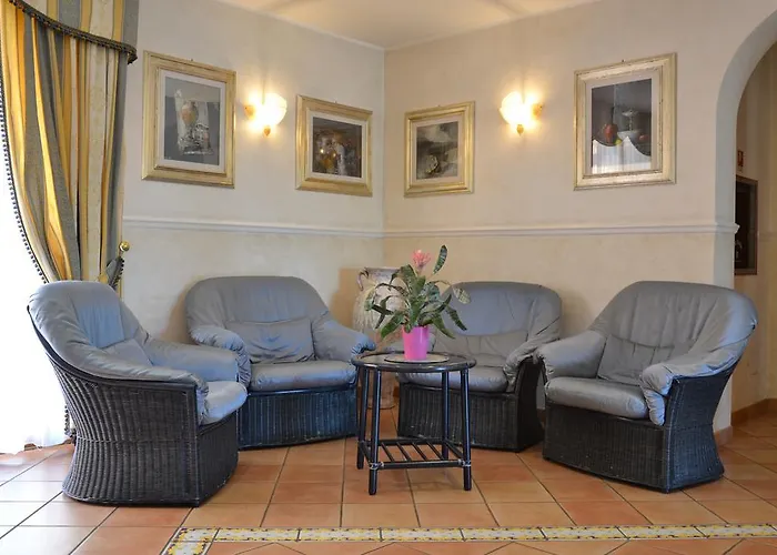 Luigi & Restaurant Nuova Gestione 3*