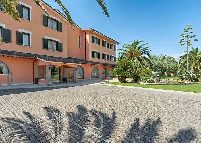 Luigi & Restaurant Nuova Gestione Hotel Villa Rosa Di Martinsicuro