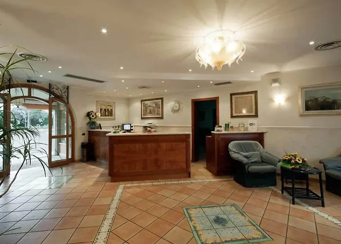 Hotel Luigi & Restaurant Nuova Gestione 3*