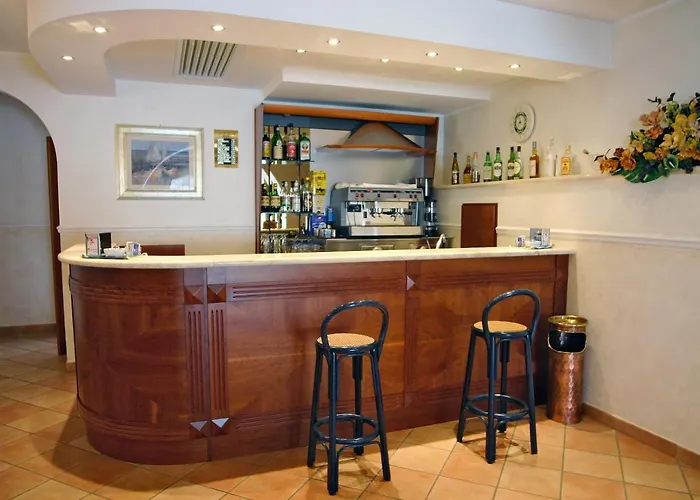 Luigi & Restaurant Nuova Gestione 3*